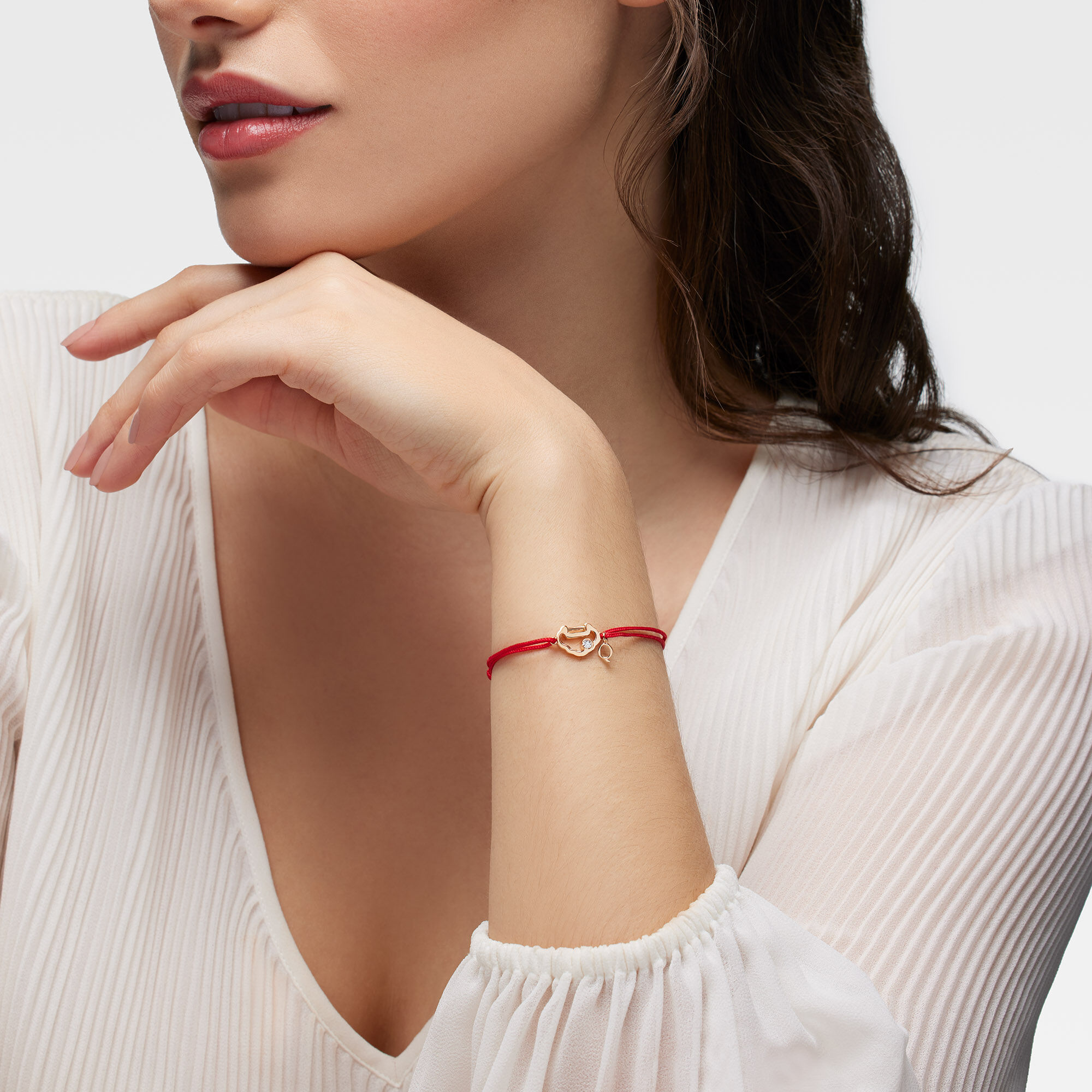 Red shop bracelet cartier